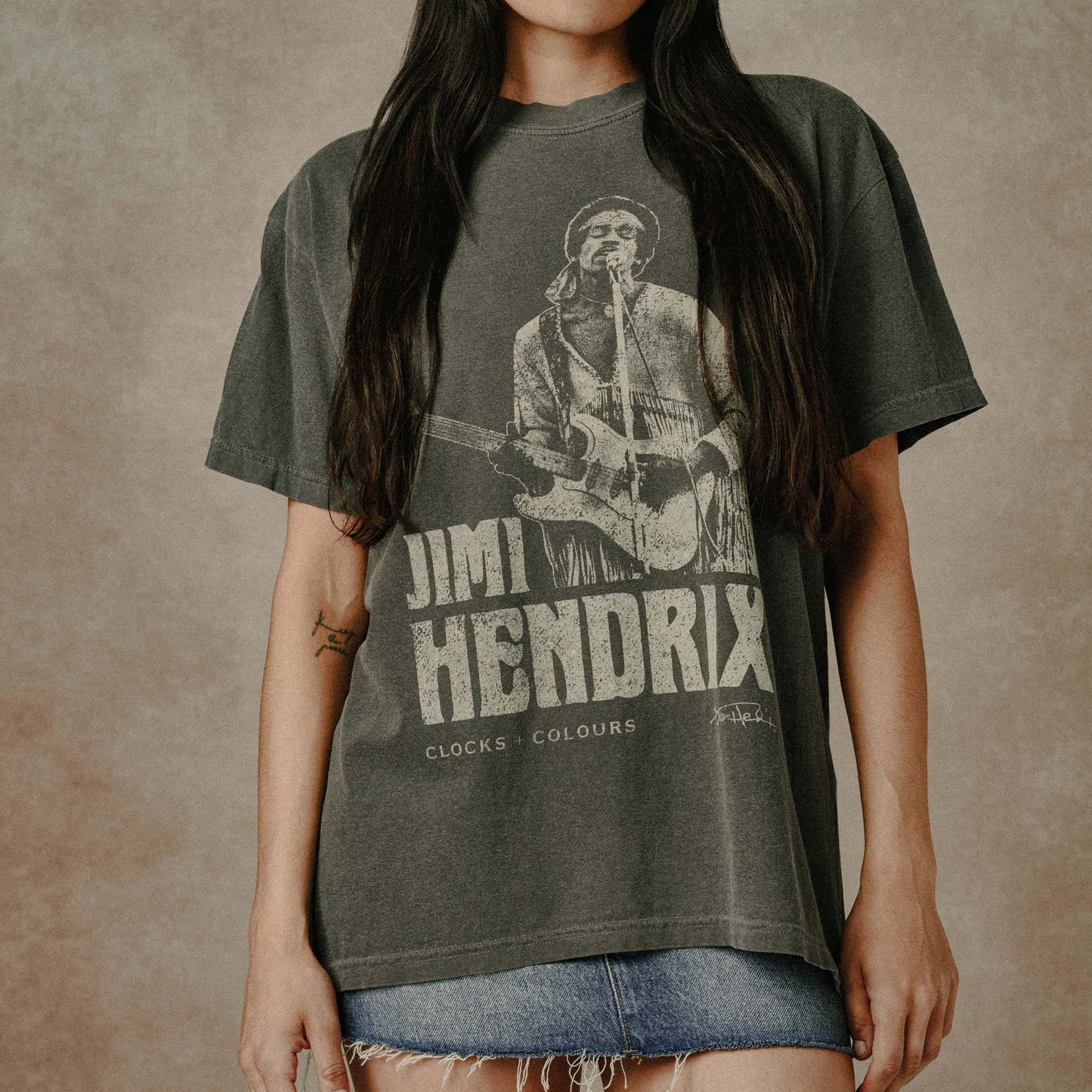 Hendrix™ Vintage Tee x Vintage Black