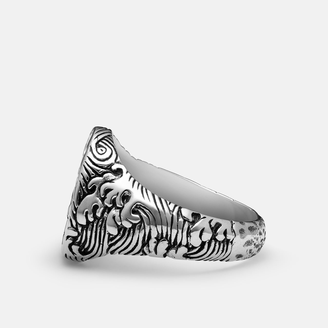 Clocks and Colours EU