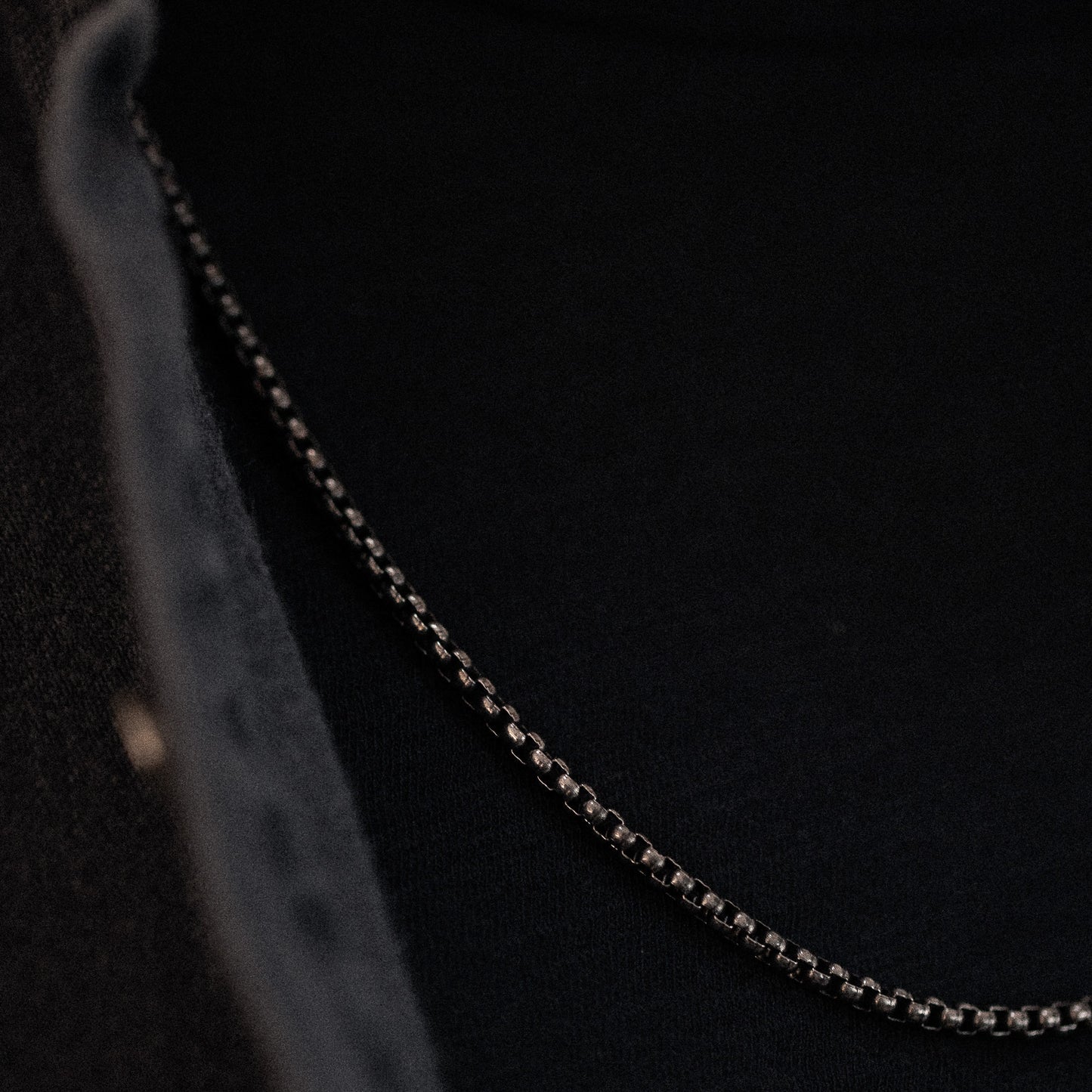 Rounded Box Chain x Antiqued