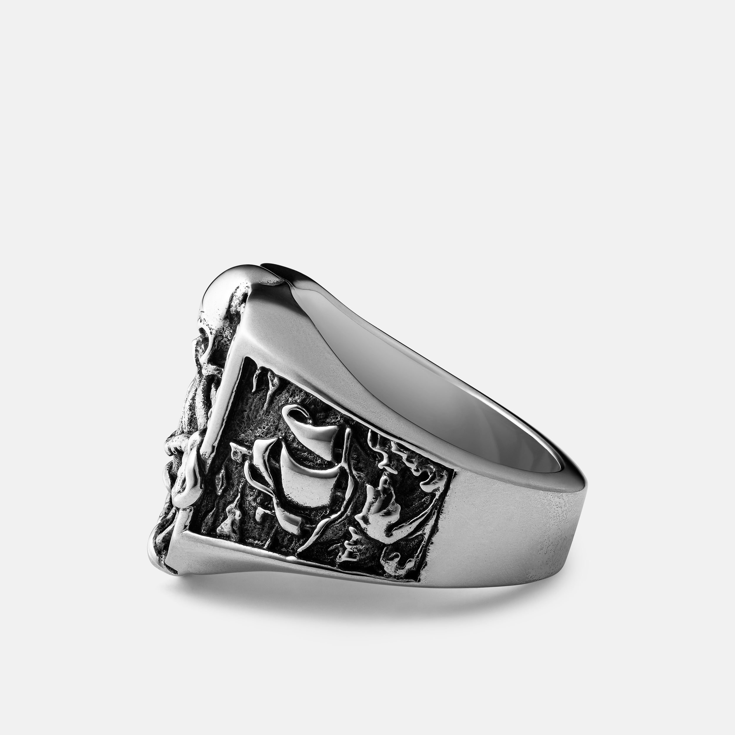 Watery Grave Clocks and Colours EU