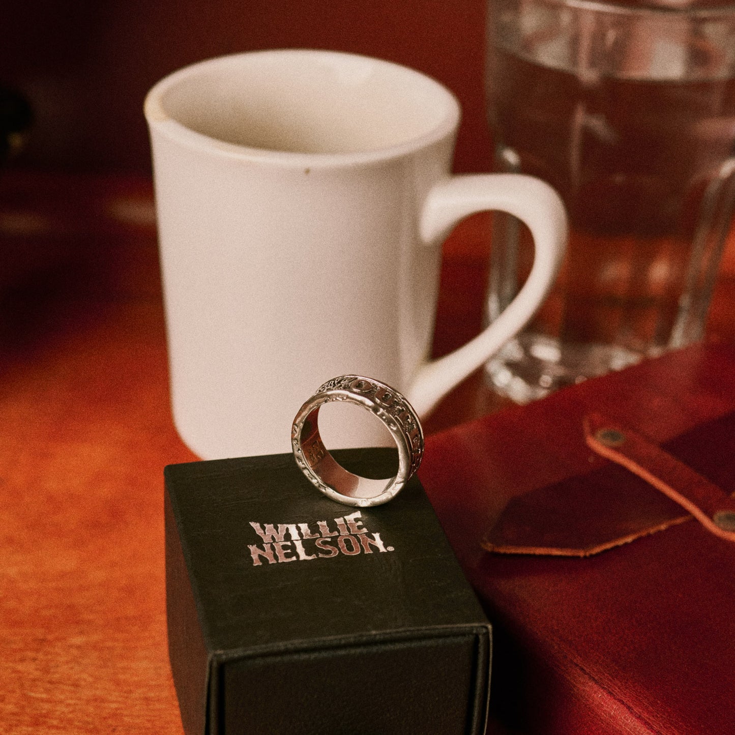 Outlaw x Willie Nelson